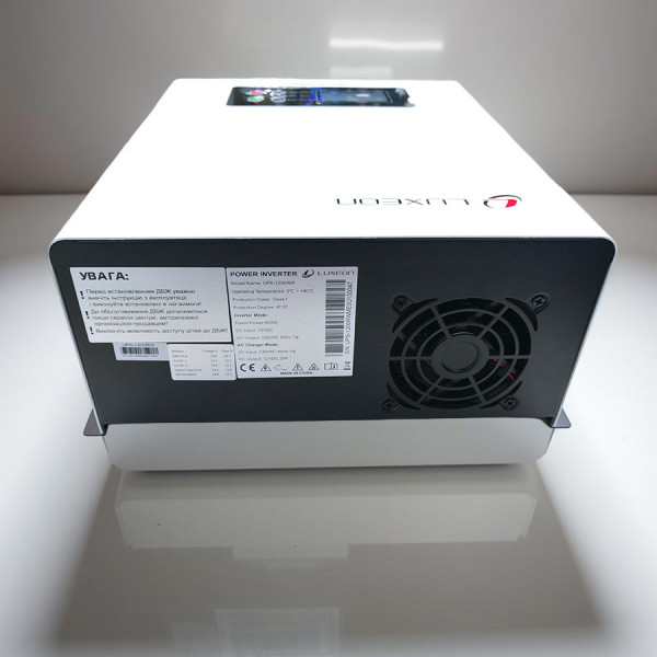 Источник бесперебойного питания (ИБП) LUXEON UPS-1200RW (900 Вт) Источник бесперебойного питания (ИБП) LUXEON UPS-1200RW (900 Вт)