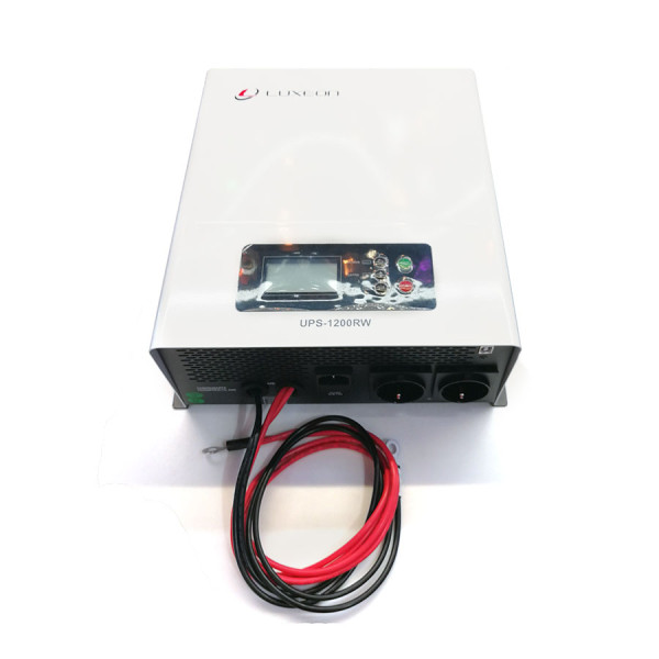 Источник бесперебойного питания (ИБП) LUXEON UPS-1200RW (900 Вт) Источник бесперебойного питания (ИБП) LUXEON UPS-1200RW (900 Вт)